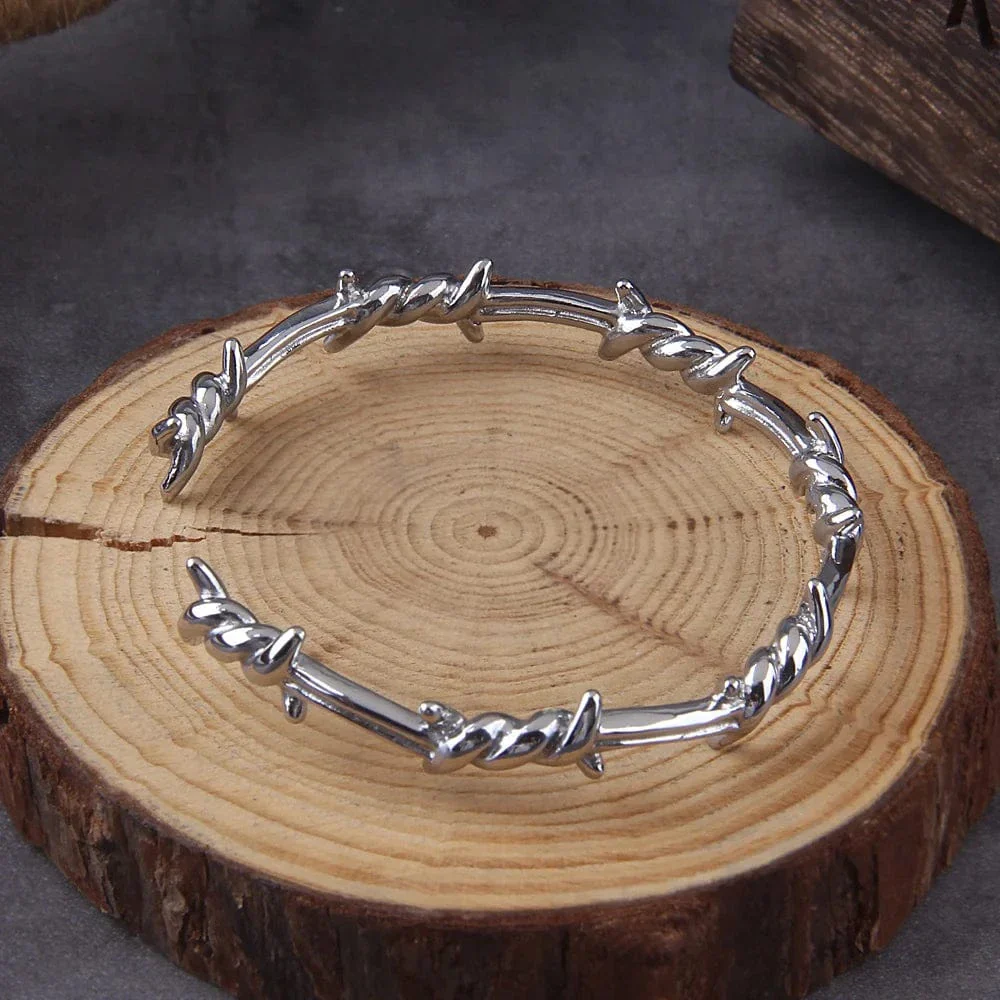 Twisted Barbed wire Bracelet - Image 4