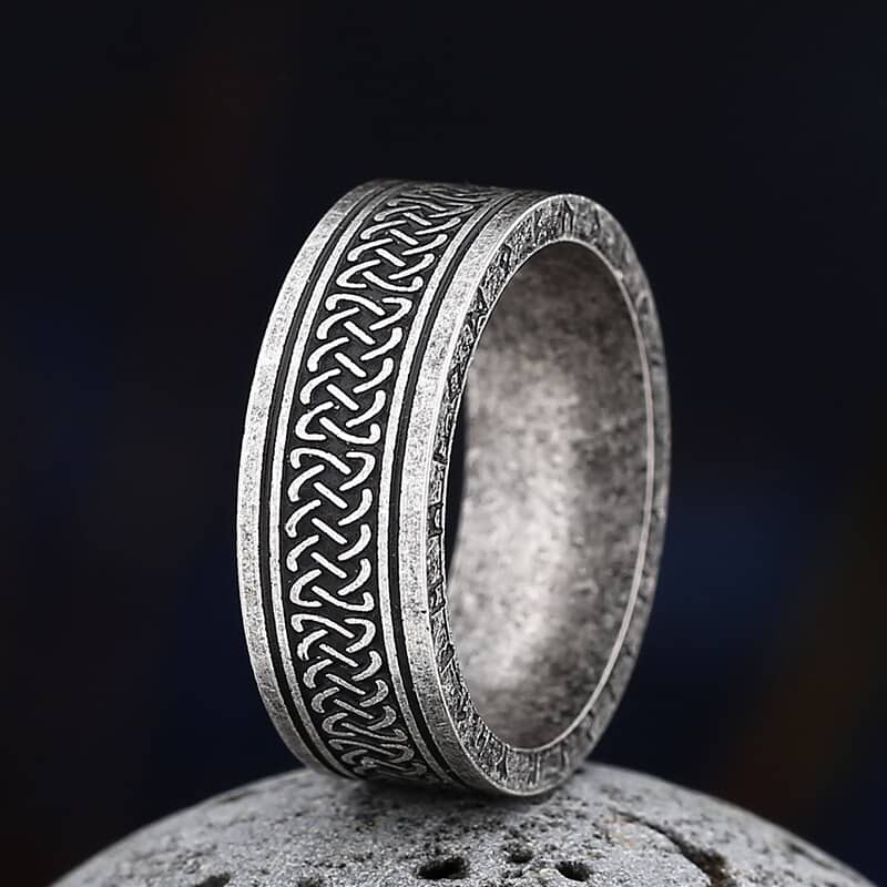 Viking Rune Celtic Knot Ring - Image 3