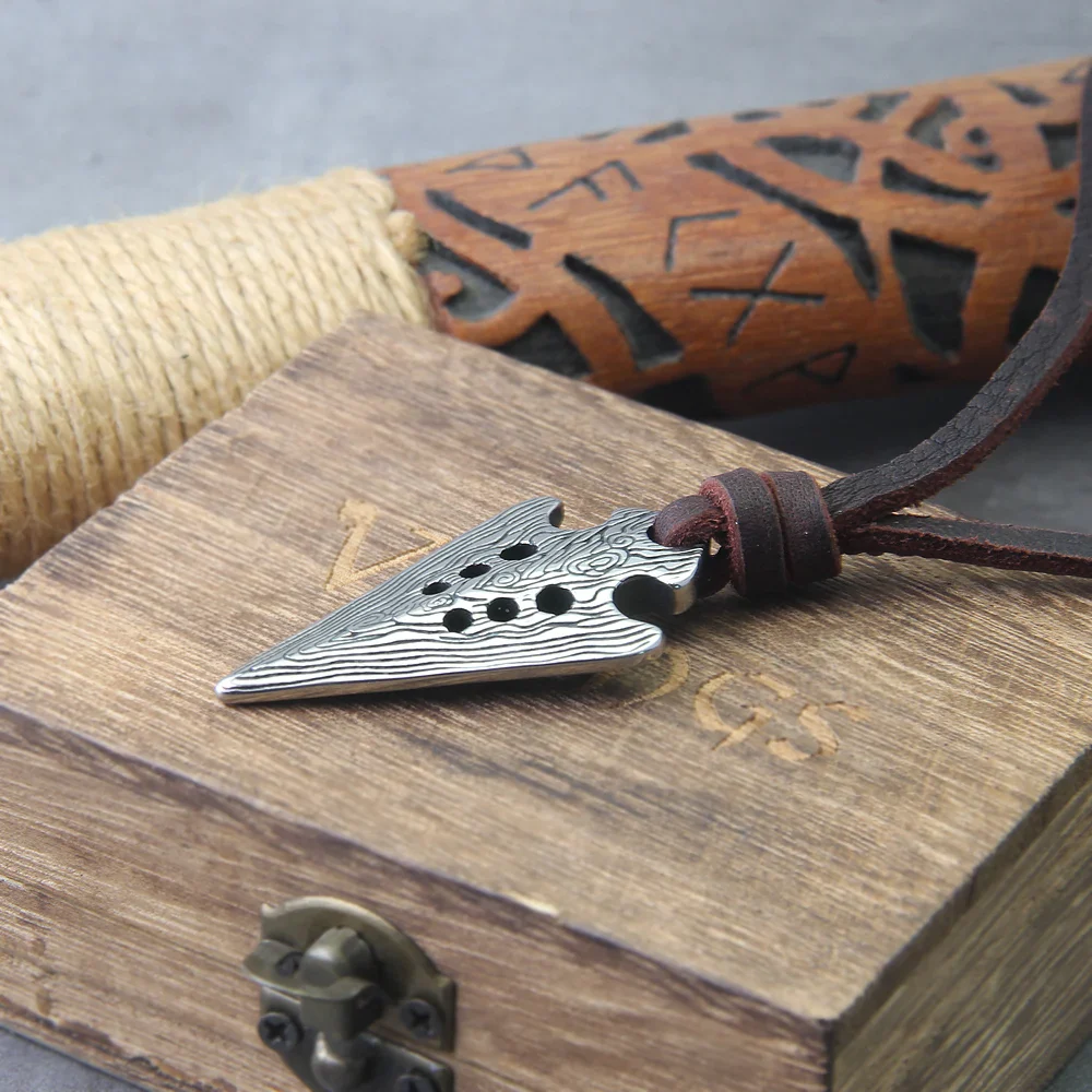 Viking Spear Leather Necklace - Image 6