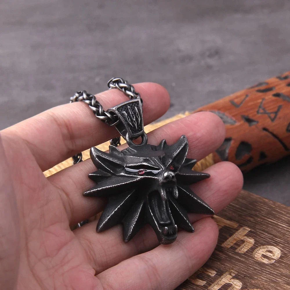 Witcher Wolf head Necklace - Image 3