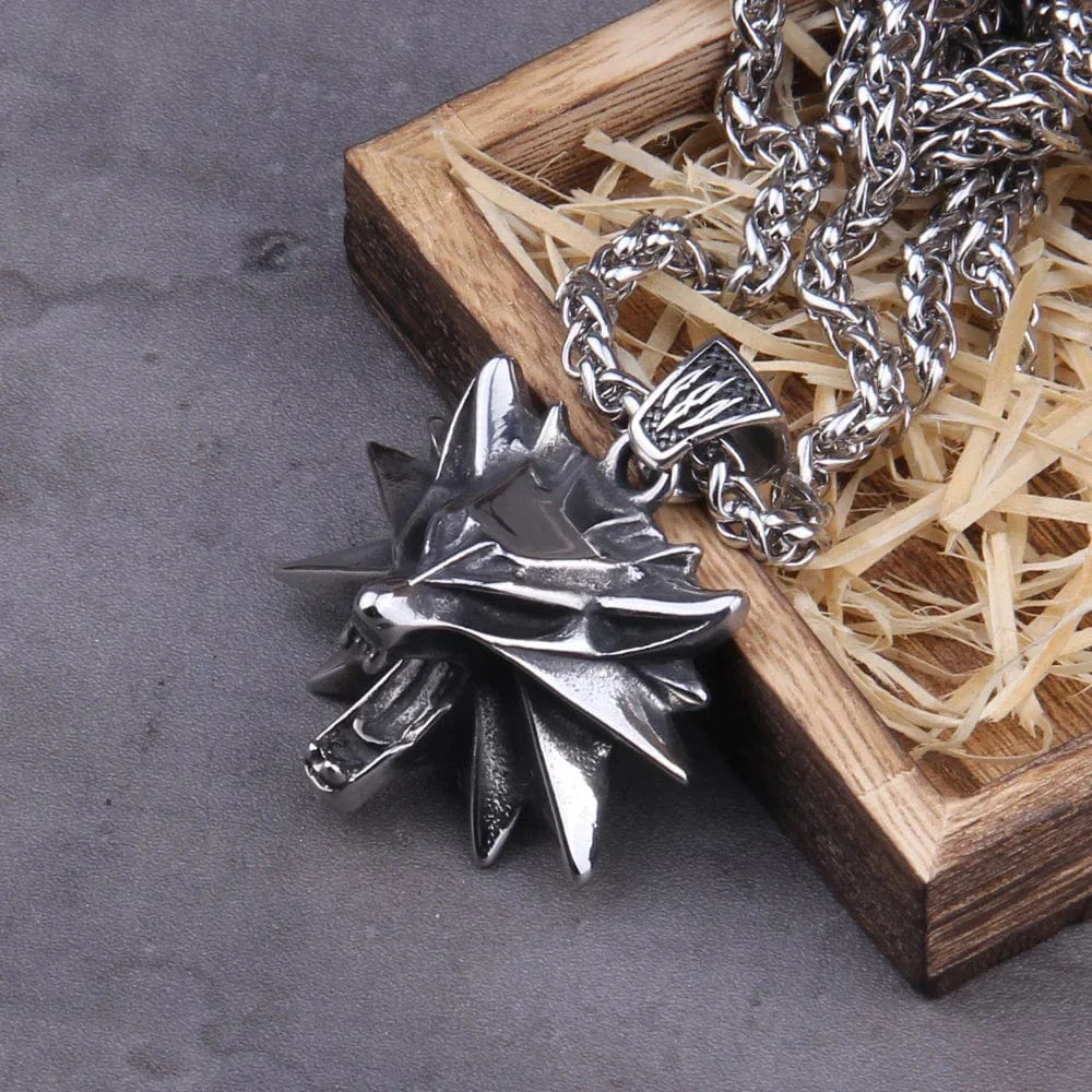 Witcher Wolf head Necklace - Image 4