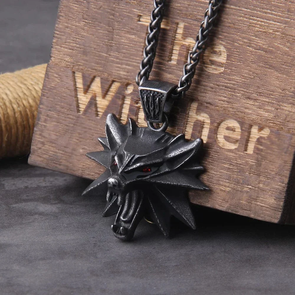 Witcher Wolf head Necklace - Image 9